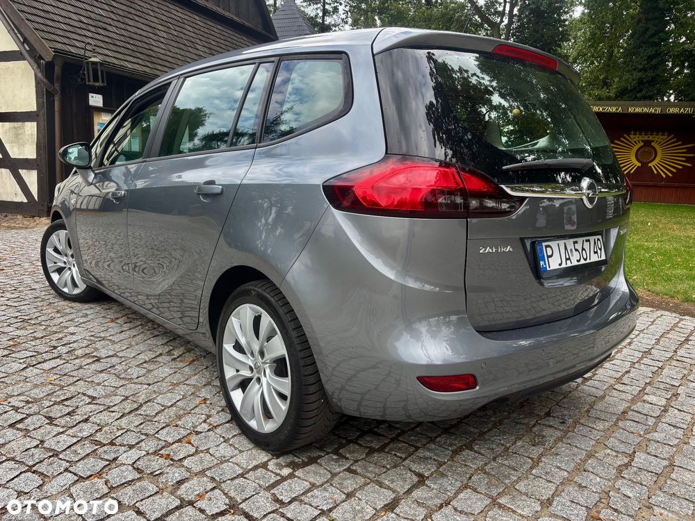 Opel Zafira - 17