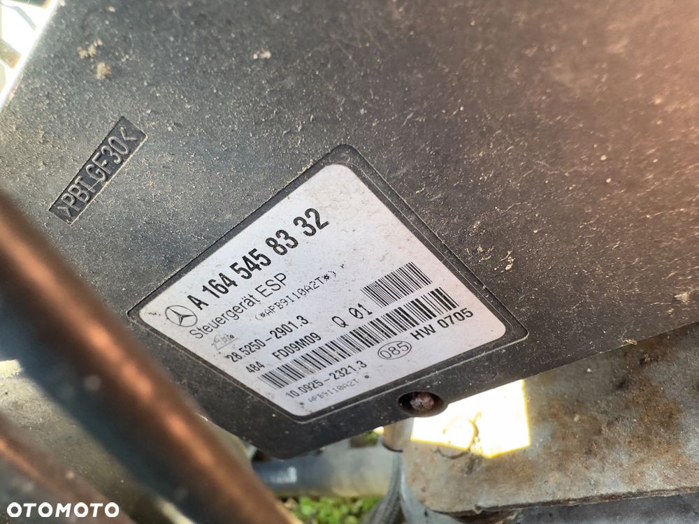 mercedes  ml gl 164 r 251 pompa abs  sterownik podstawa pompy - 8