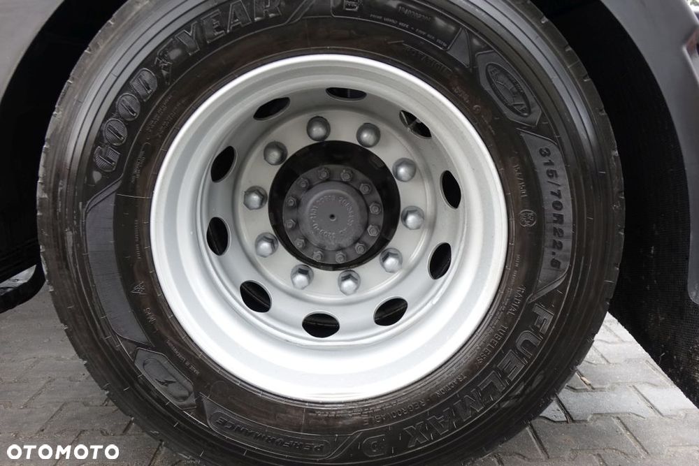 Volvo FH 500 GLOBETROTTER / I-SAVE / STANDARD / AUTOMAT / EURO 6 / KLIMATYZACJA POSTOJOWA / LODÓWKA / LED / NAVI / 2 ZBIORNIKI - 20