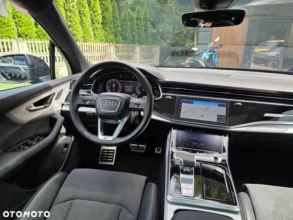 Audi Q7 50 TDI mHEV Quattro S Line Tiptr - 11