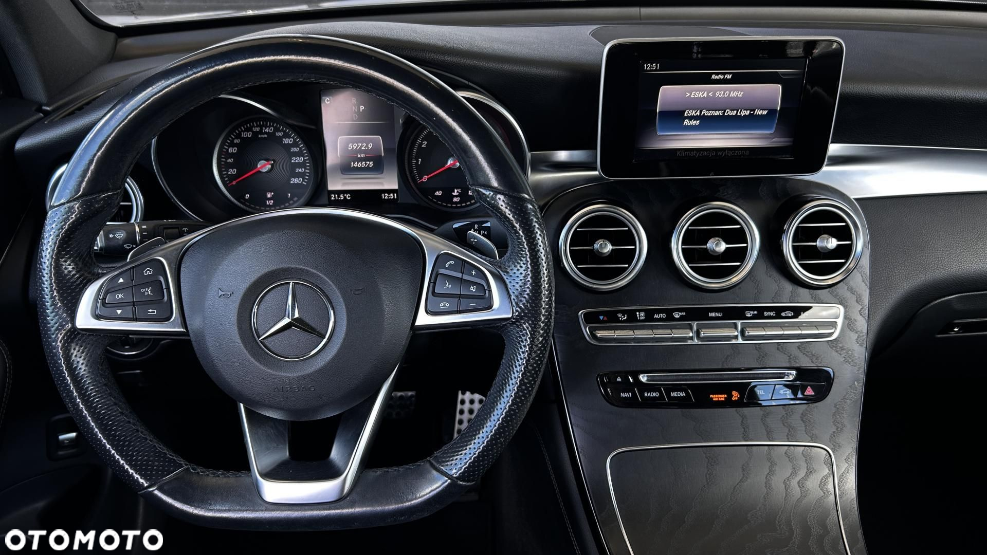 Mercedes-Benz GLC - 17
