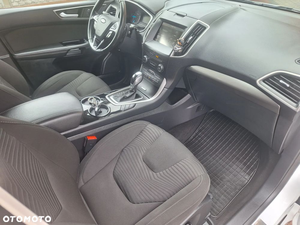 Ford S-Max 2.0 TDCi 4WD Titanium PowerShift - 33