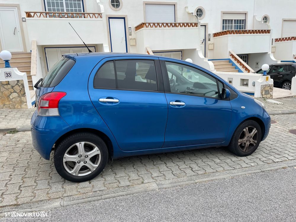 Toyota Yaris 1.0 VVT-i Rock in Rio 08 - 1