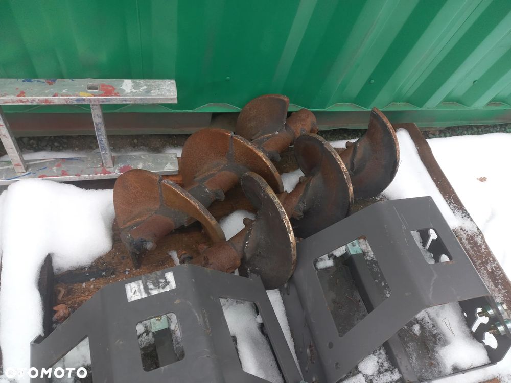 Poszerzenia i ślimaki do volvo 7820 6820 8820 elektryczne 2x 75cm - 2