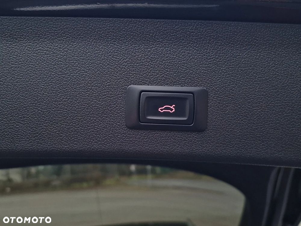 Audi A4 Avant 2.0 TDI ultra S tronic sport - 13