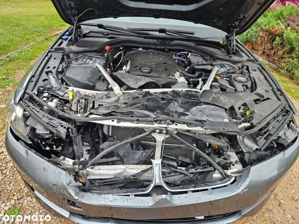 BMW Seria 5 520d xDrive Sport - 13