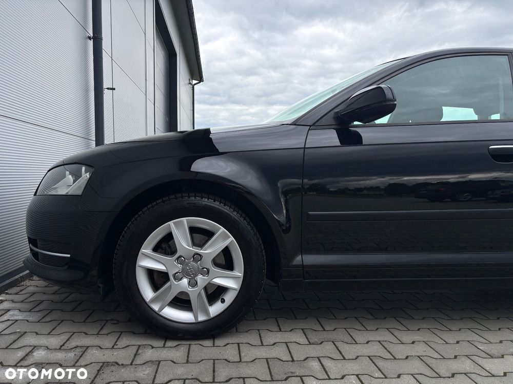 Audi A3 Sportback 1.4 TFSI Ambiente - 13
