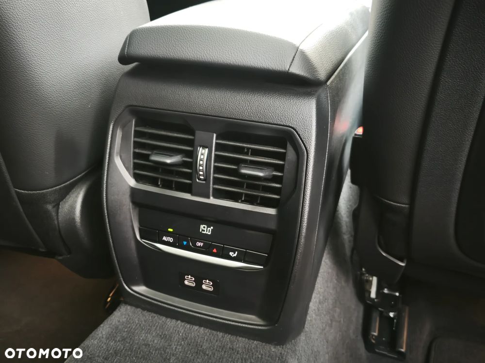 BMW Seria 3 - 29