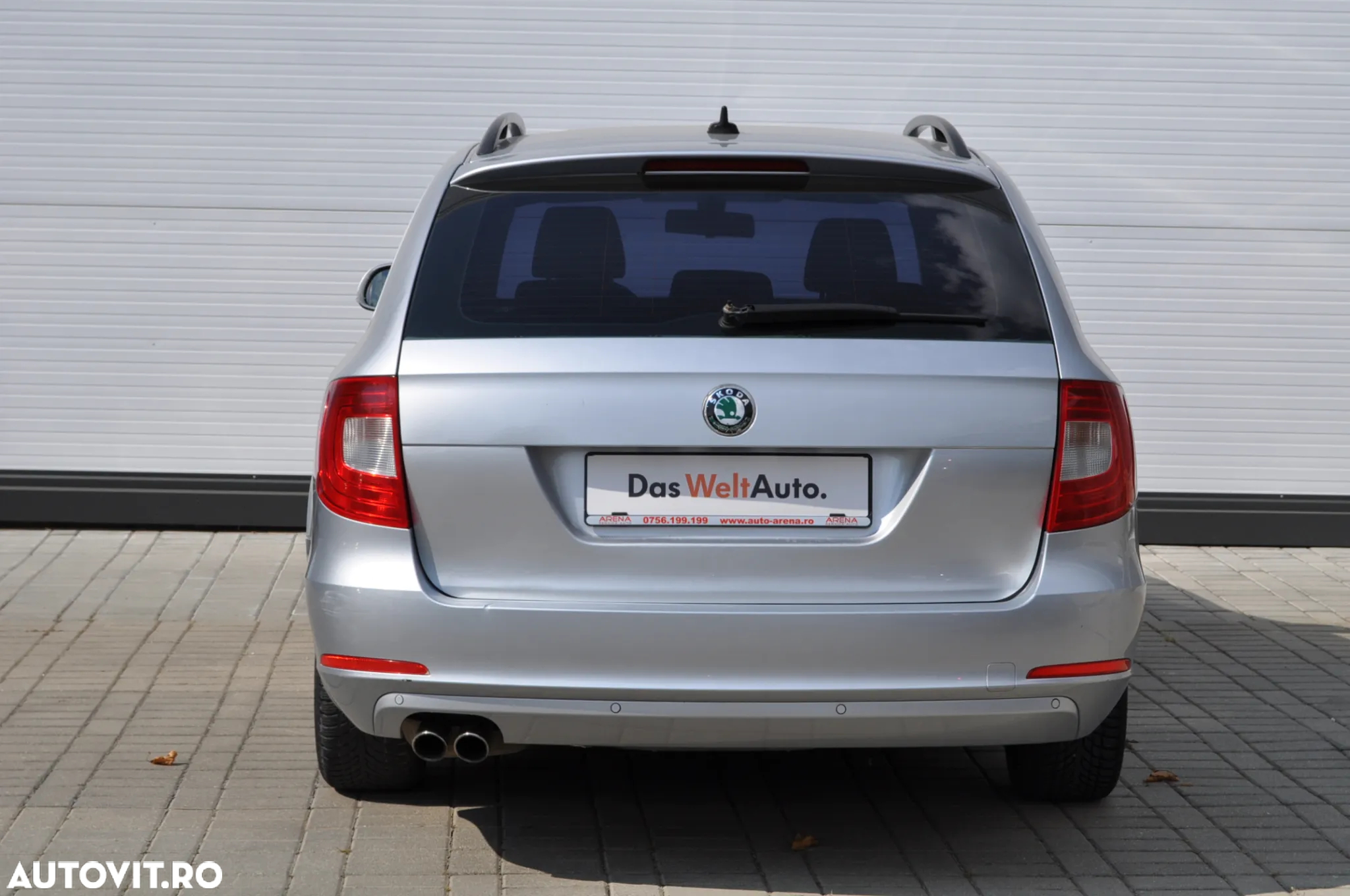 Skoda Superb Combi 2.0 TDI Comfort - 4