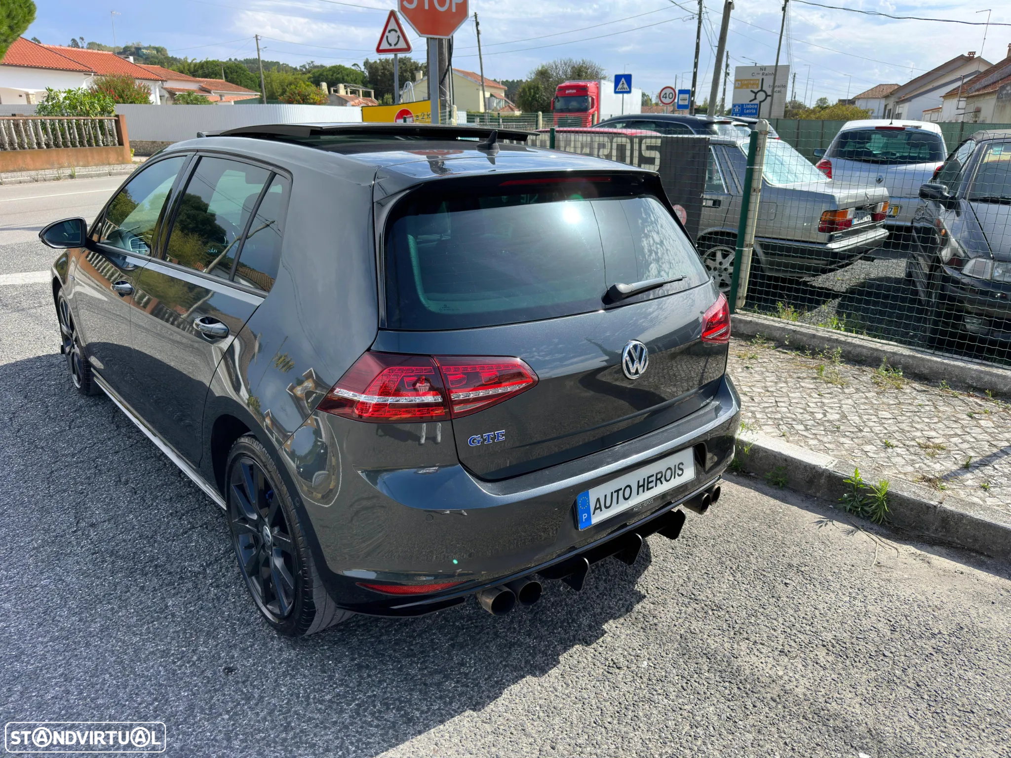 VW Golf 1.4 GTE Plug-In-Hybrid DSG - 3