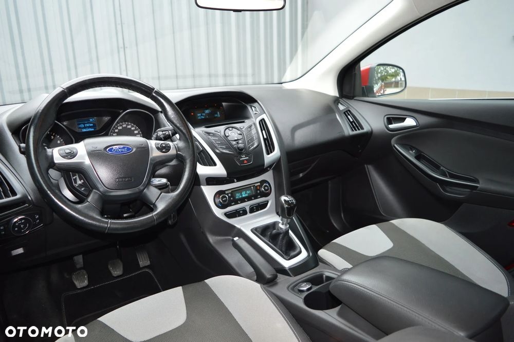Ford Focus 1.0 EcoBoost Start-Stopp-System Champions Edition - 18