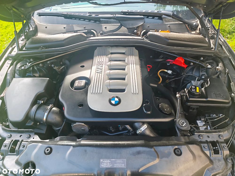 BMW Seria 5 535d Touring - 3