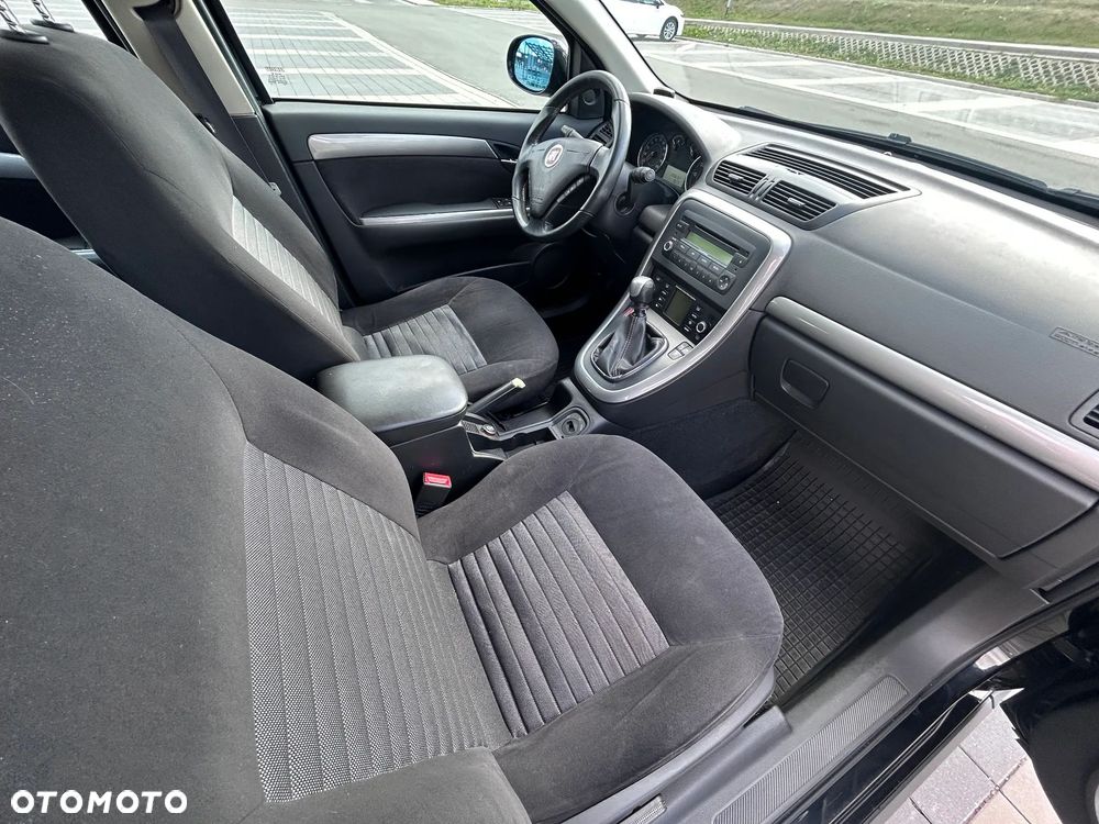 Fiat Croma - 17