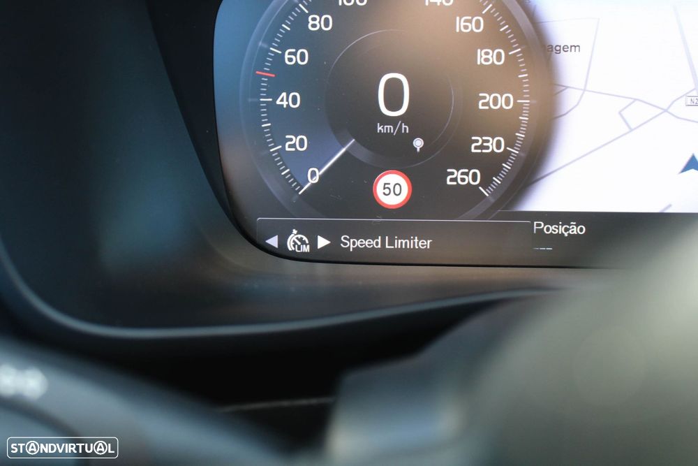 Volvo XC 40 1.5 T2 Momentum Core - 33