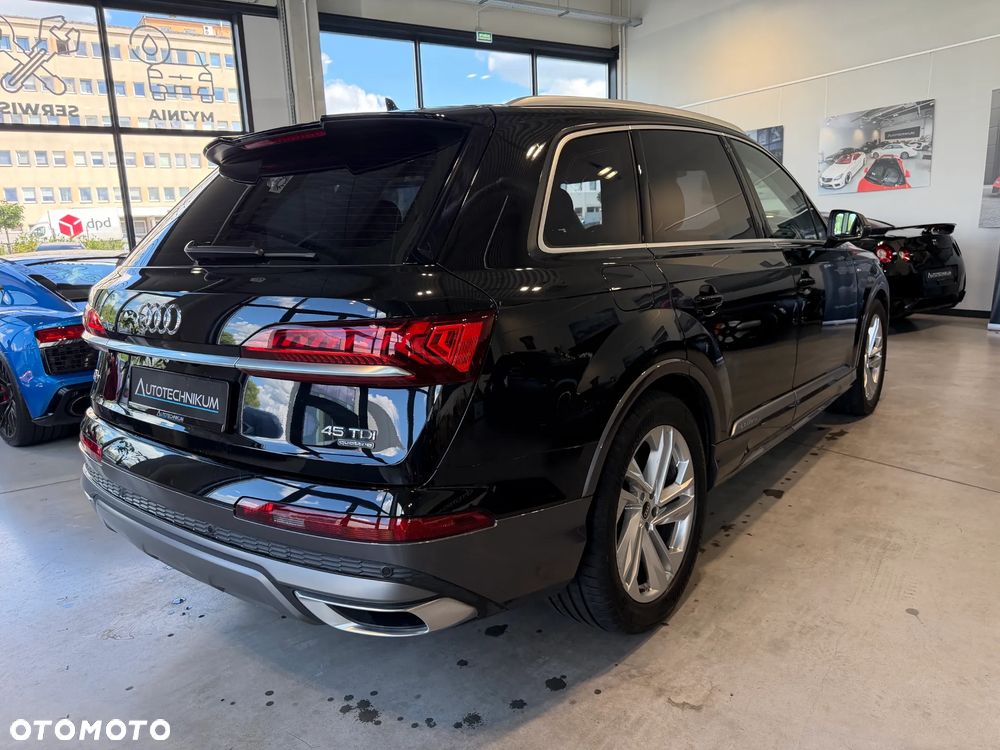 Audi Q7 - 6