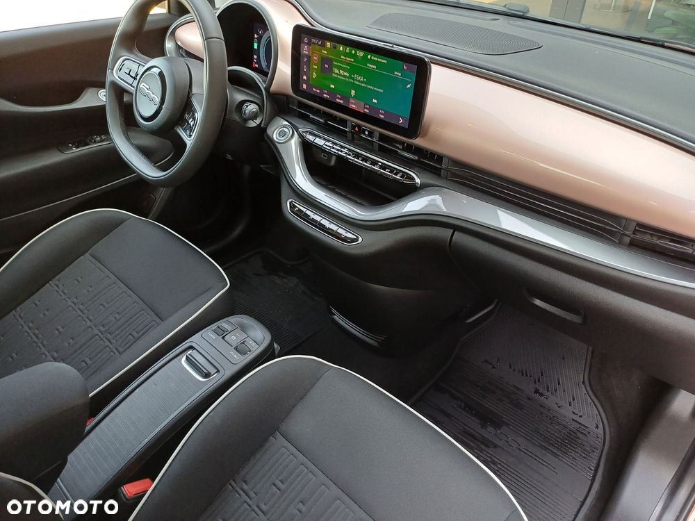 Fiat 500e - 14