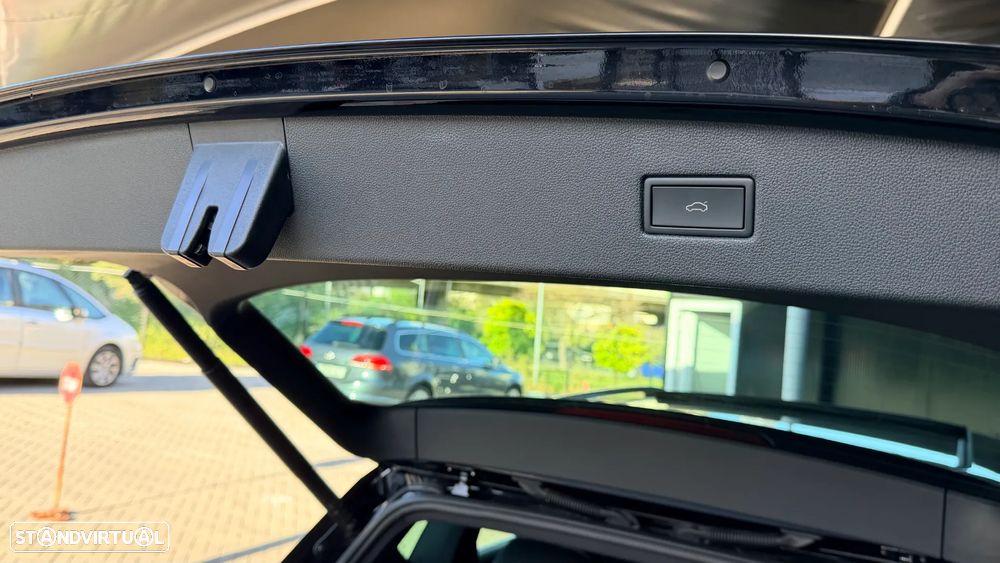 SEAT Tarraco 1.4 e-Hybrid Xperience DSG - 26