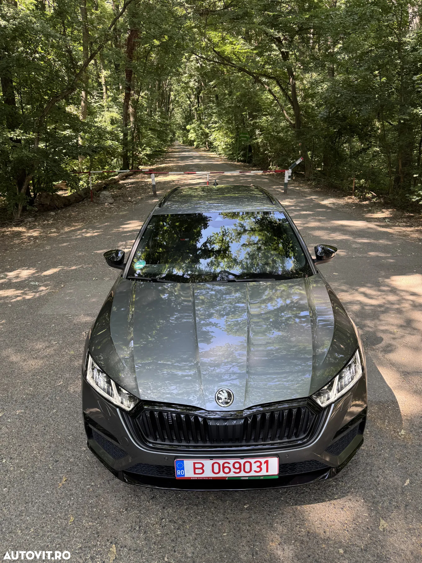 Skoda Octavia Combi 2.0 TSI DSG RS - 31