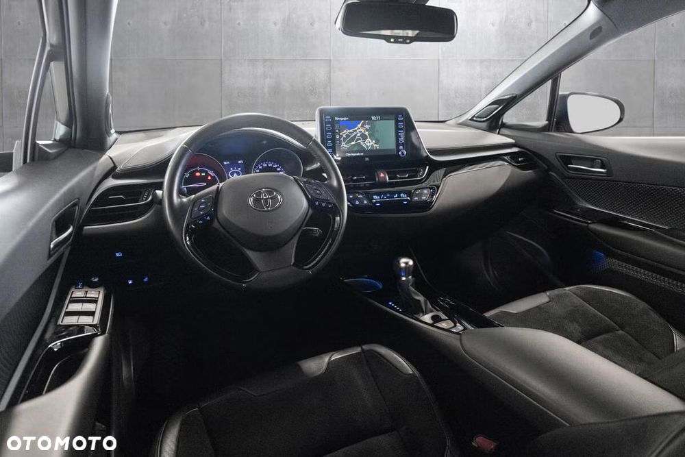 Toyota C-HR Lounge - 8