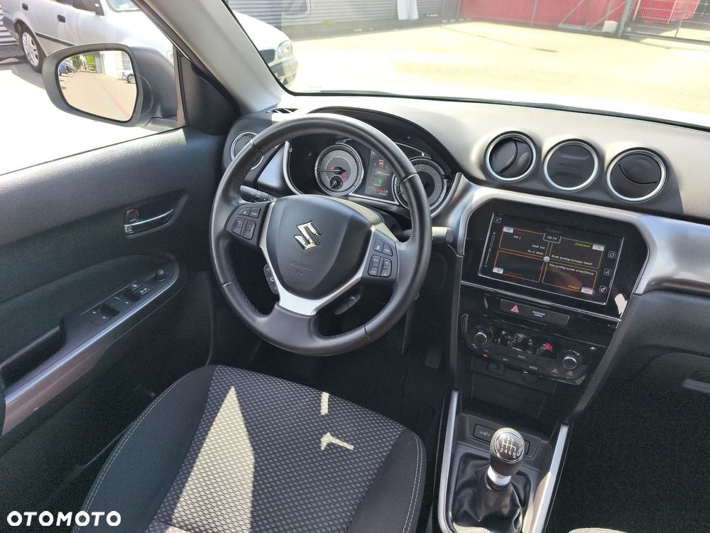 Suzuki Vitara 1.4 Boosterjet Premium 2WD - 10