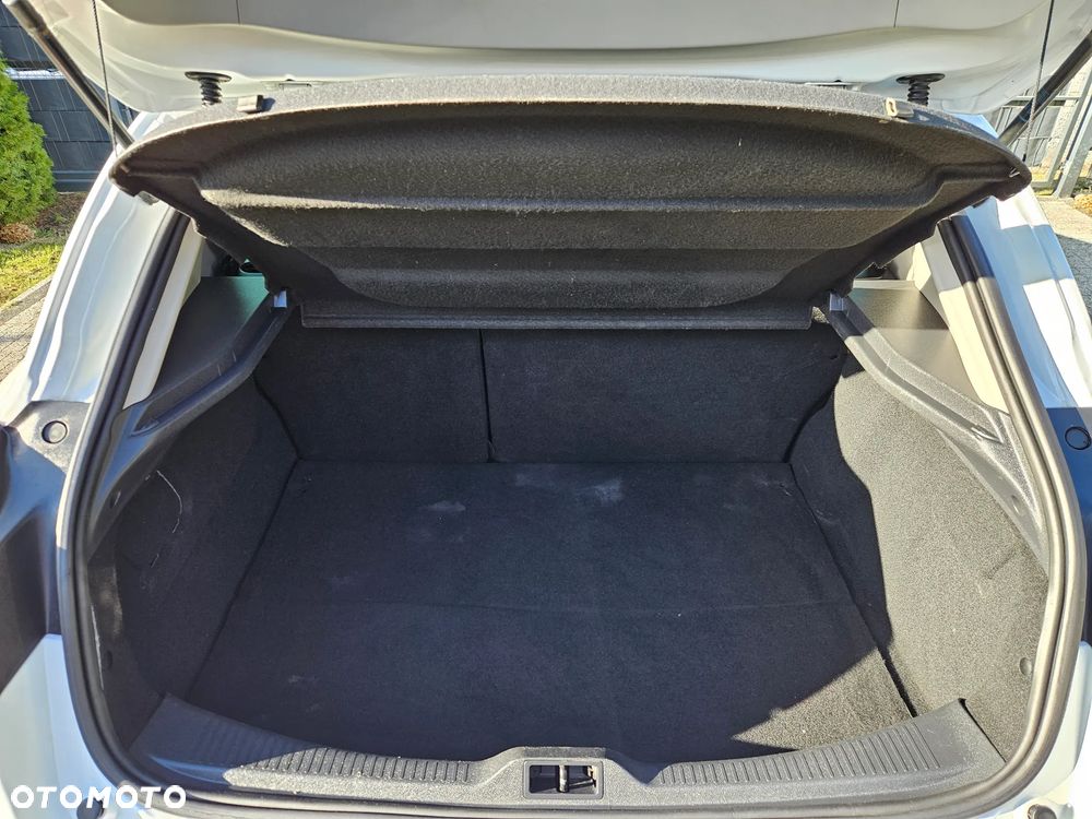 Renault Megane TCe 130 Bose Edition - 10