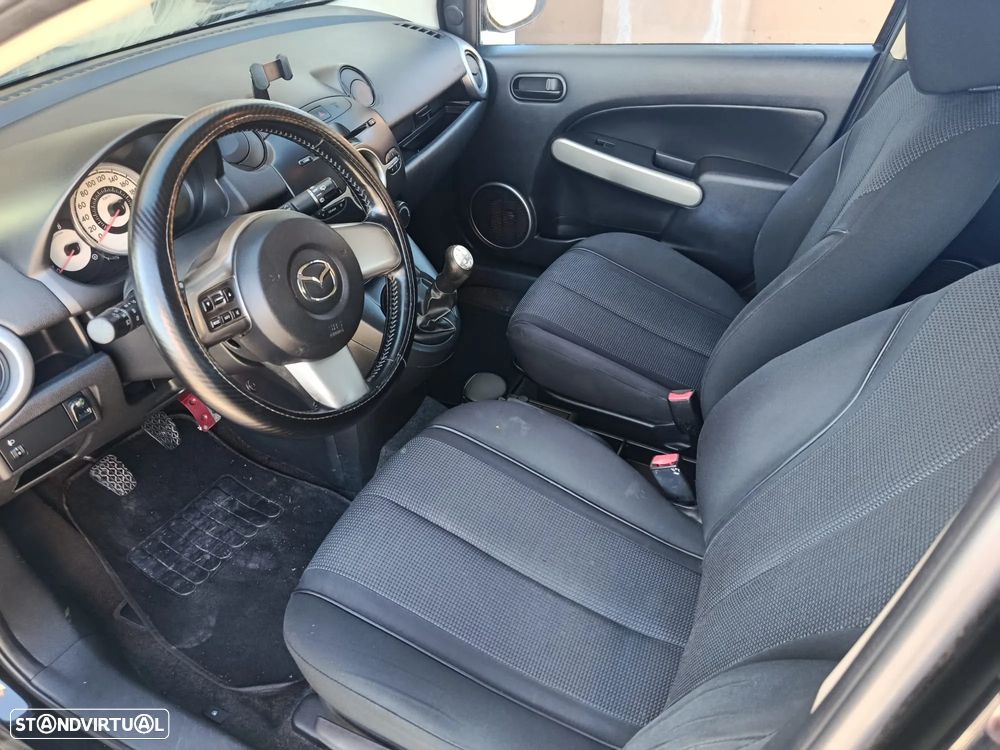Mazda 2 1.3 MZR Comfort - 4