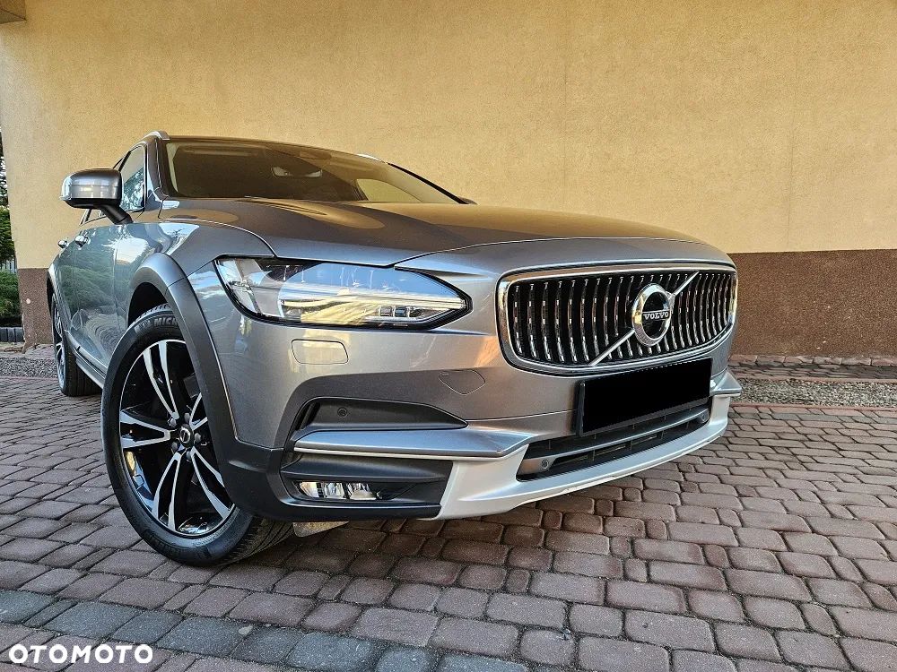 Volvo V90 Cross Country D4 AWD Geartronic Pro - 2