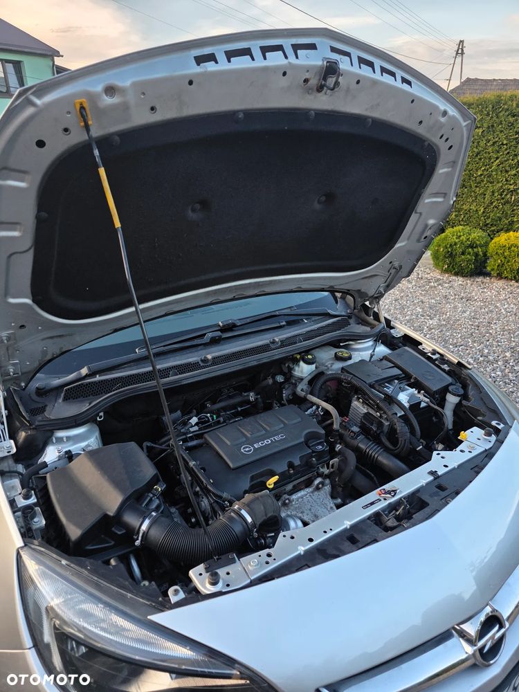 Opel Astra 1.4 T Active EU6 - 13