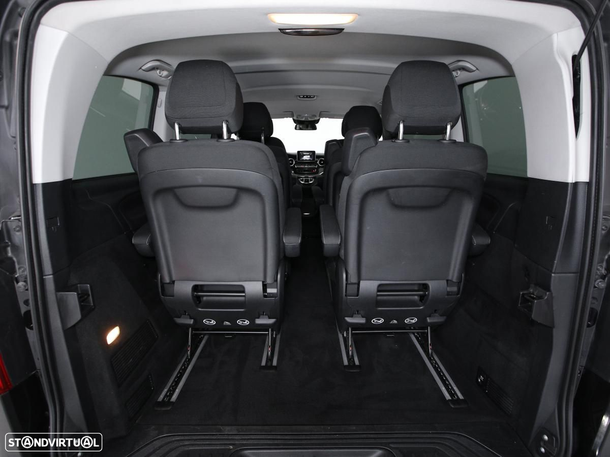 Mercedes-Benz V 220 - 13