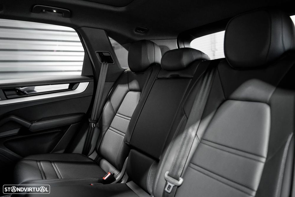 Porsche Cayenne E-Hybrid Tiptronic S - 27