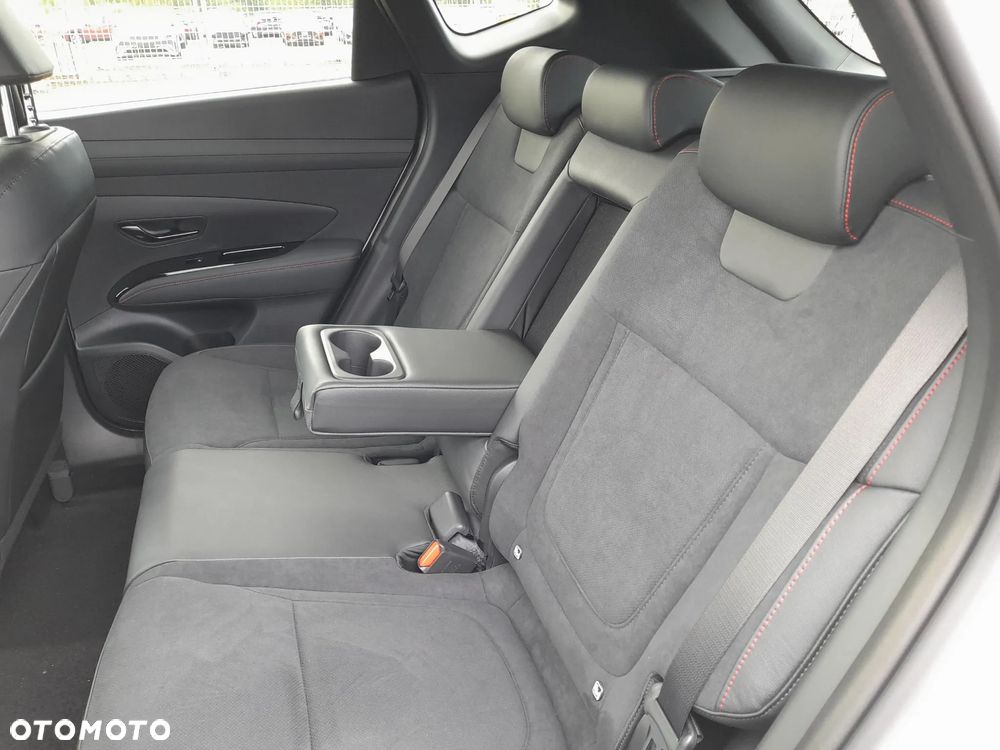 Hyundai Tucson - 16