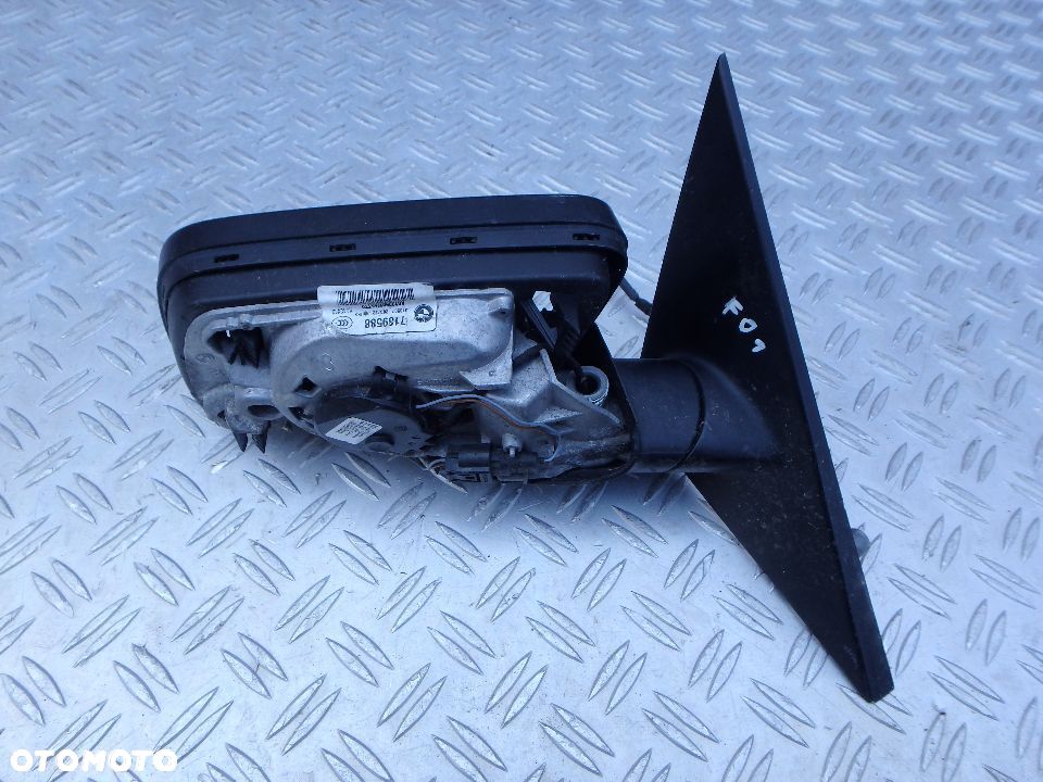 lusterko prawe BMW 7 F01 7189588 - 2