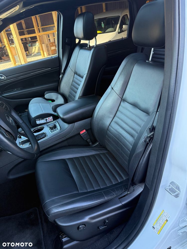 Jeep Grand Cherokee - 9