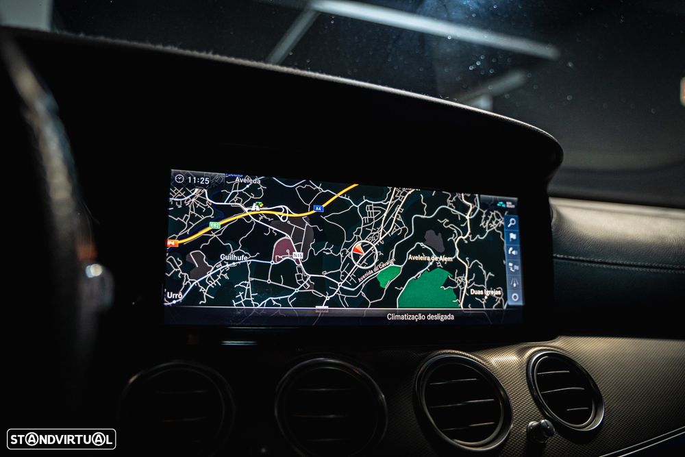 Mercedes-Benz E 220 d 9G-TRONIC AMG Line - 12