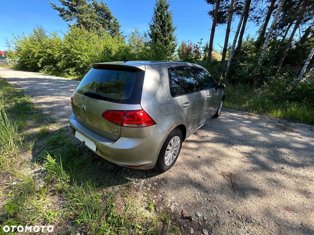 Volkswagen Golf 1.6 TDI BlueMotion Technology Comfortline - 4