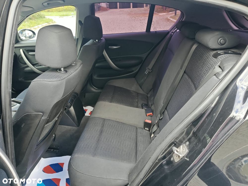 2009 BMW Seria 1 116i Edition Sport, photograph 8