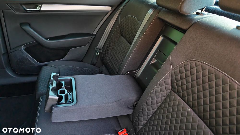 Skoda Superb 1.8 TSI Style - 34