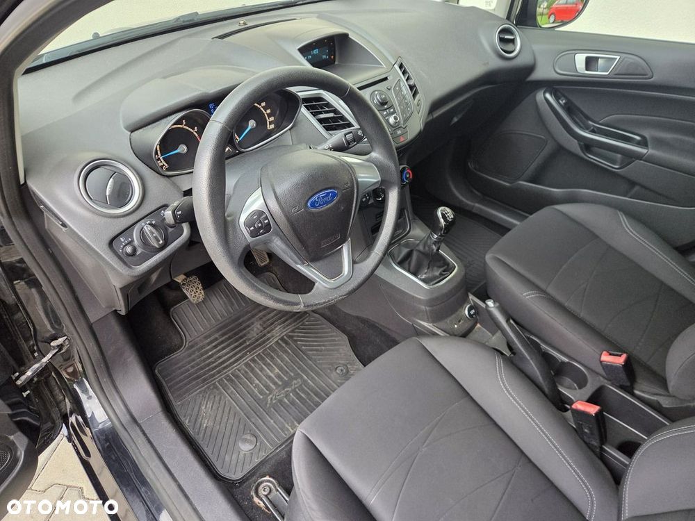 Ford Fiesta - 7