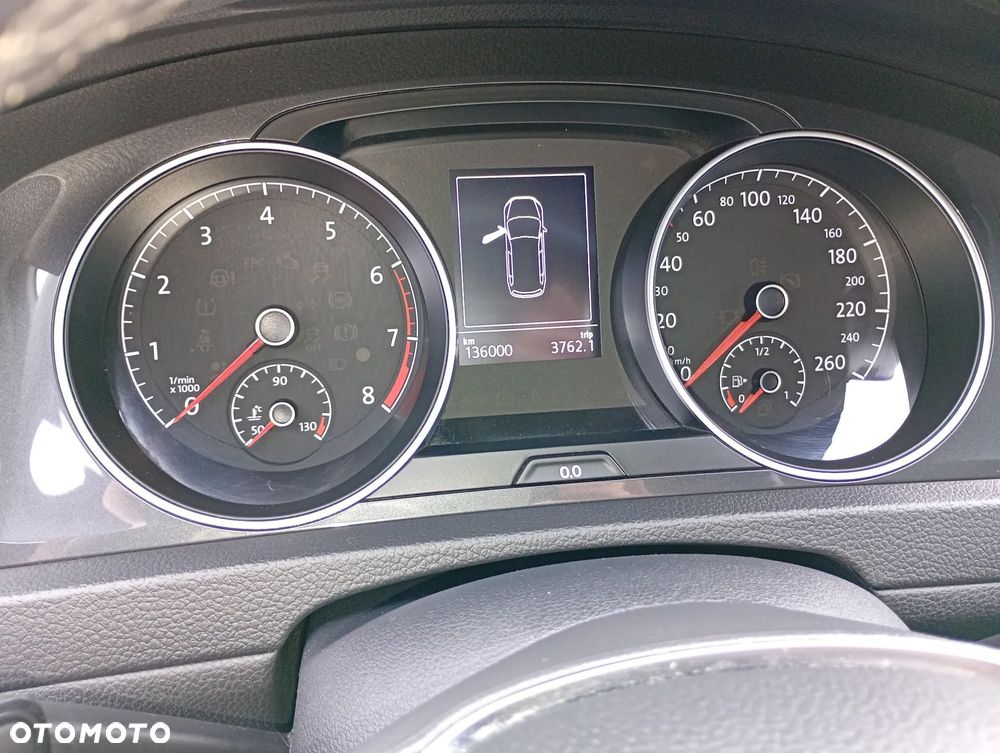 Volkswagen Golf 1.0 TSI Trendline - 11