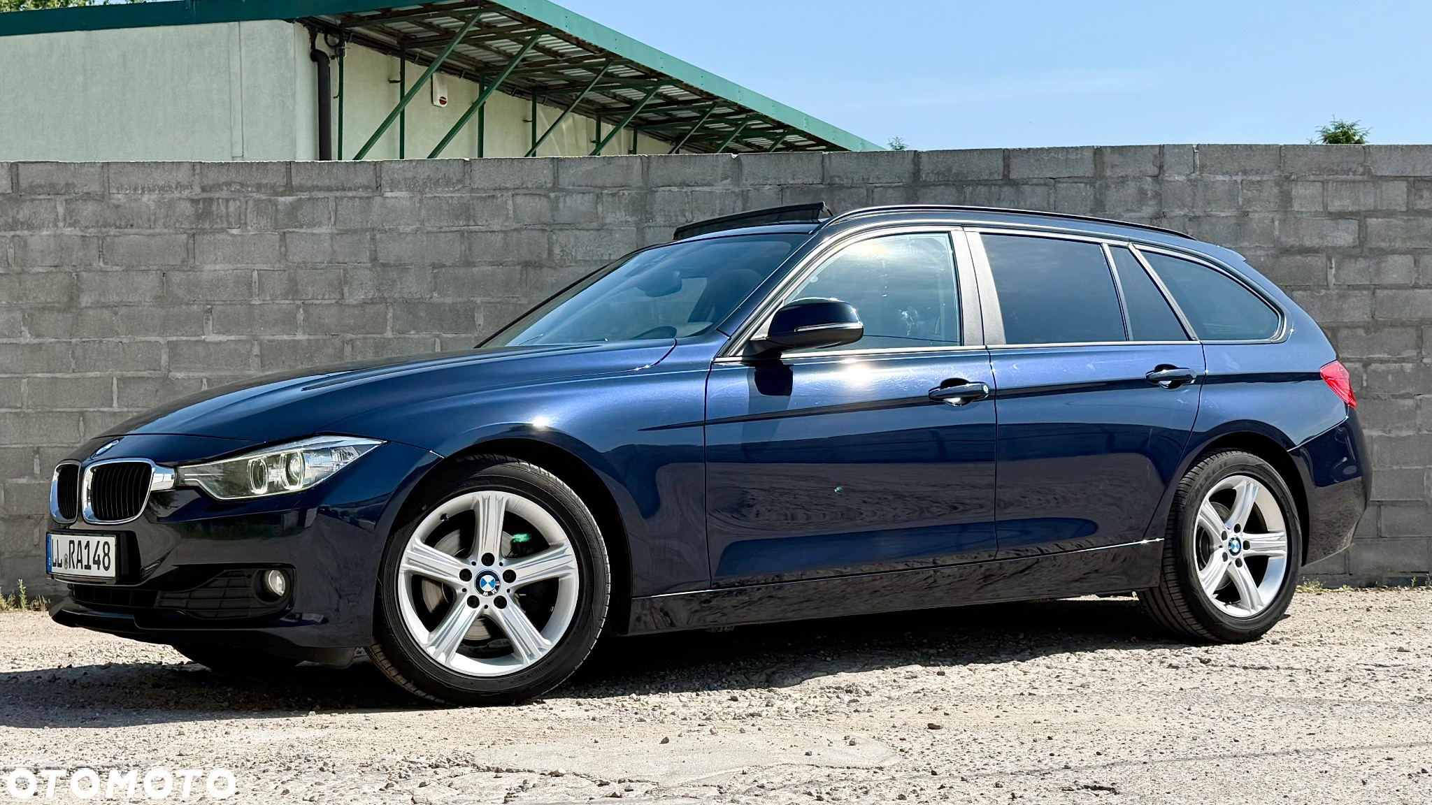 BMW Seria 3 318d DPF Touring Edition Exclusive - 6