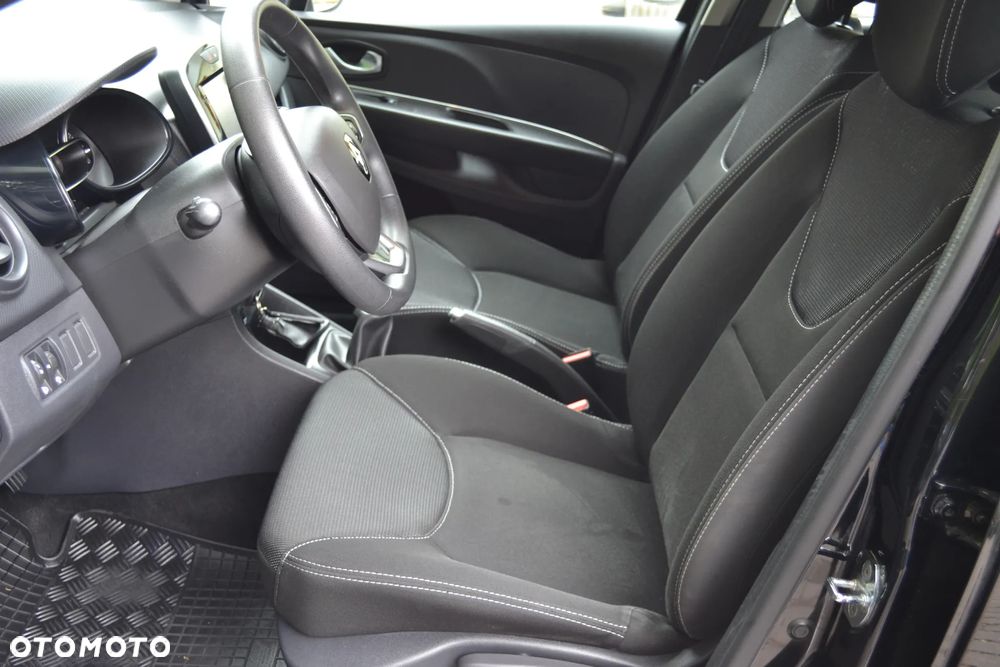 Renault Clio 1.2 16V 75 Limited - 19
