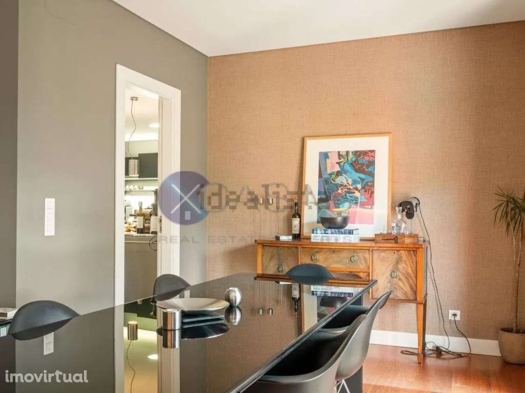 Apartamento T3 Duplex em condomínio de luxo na Quinta da Marinha em... - Grande imagem: 4/36