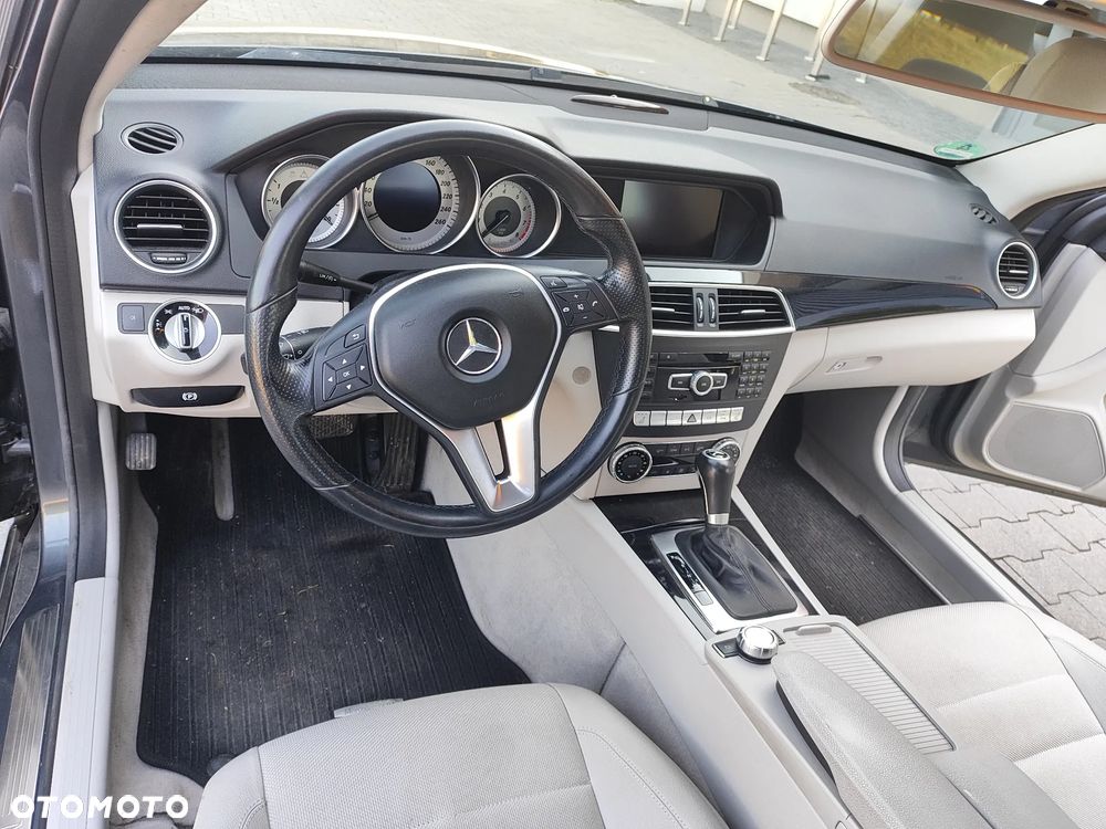Mercedes-Benz Klasa C 350 (BlueEFFICIENCY) 7G-TRONIC - 12