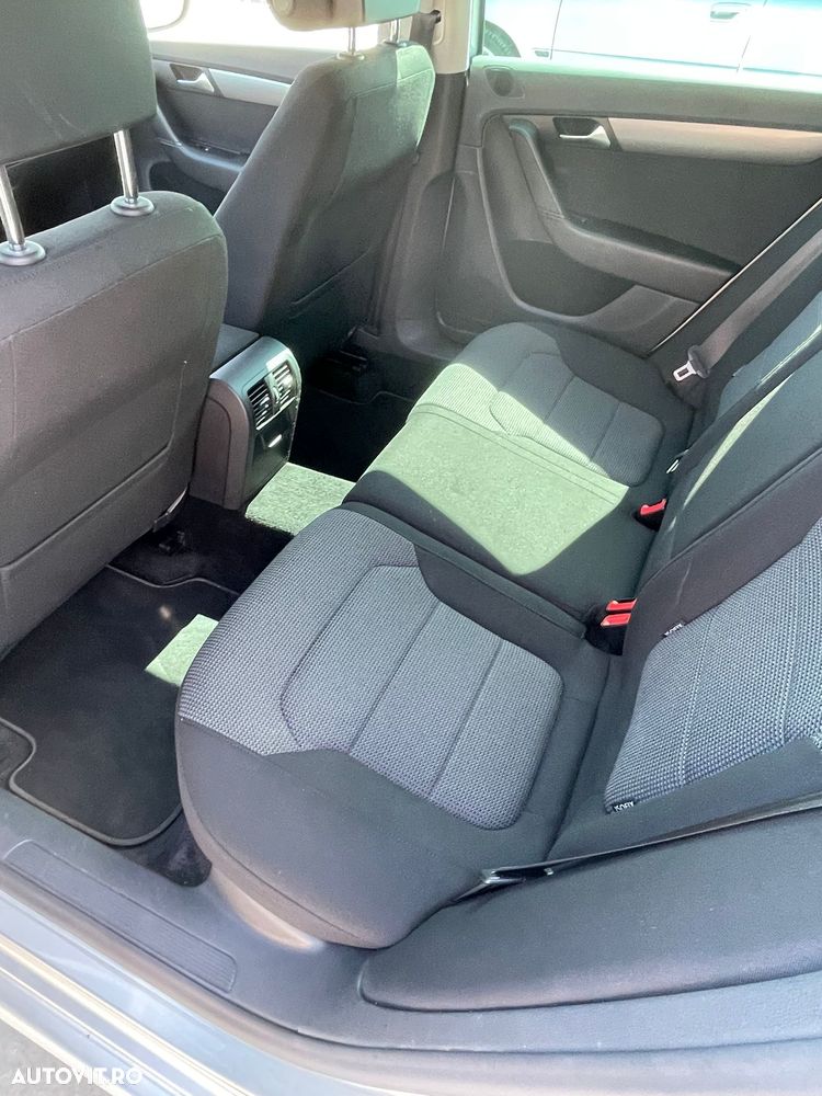 Volkswagen Passat 1.4 TSI DSG Sportline - 8