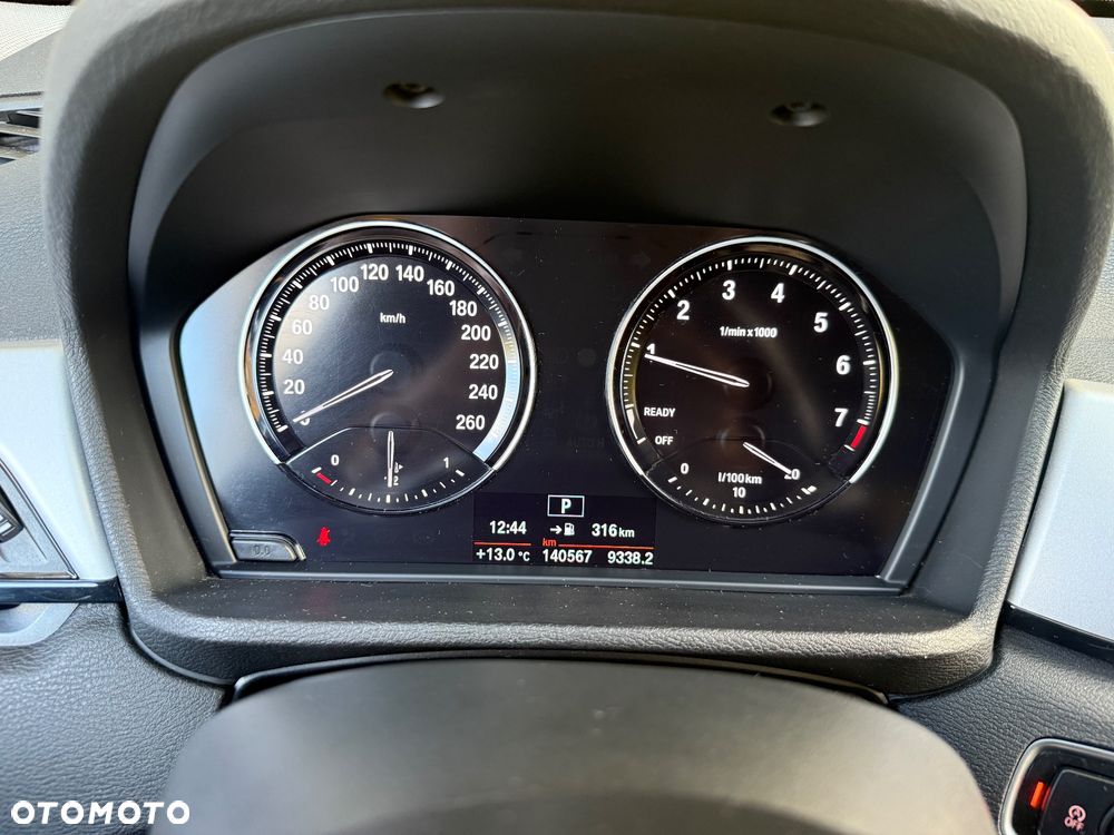 BMW X1 sDrive18i - 9