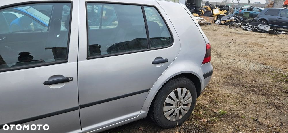 Drzwi lewe prawe przednie tylne VW Golf 4 IV 2000r 5d hatchback LB7Z - 2