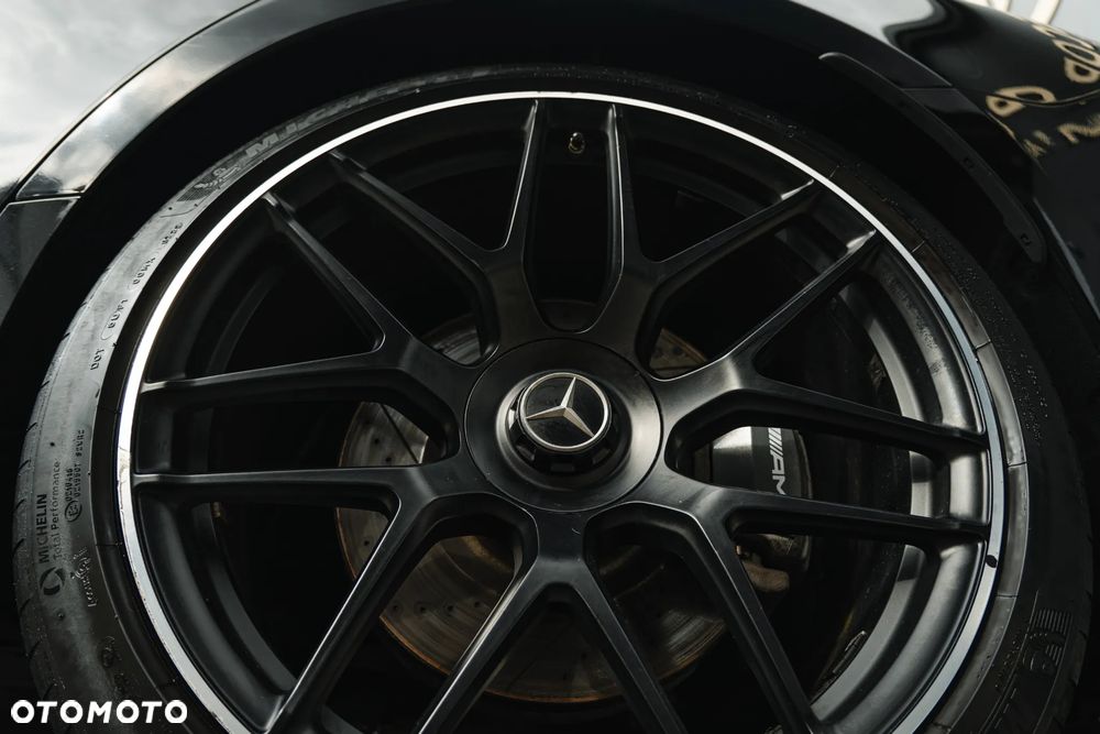 Mercedes-Benz AMG GT 43 4-Matic+ Special Edition Red - 5
