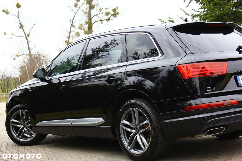 Audi Q7 - 9