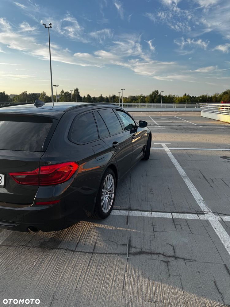 BMW Seria 5 520d Sport Line - 5
