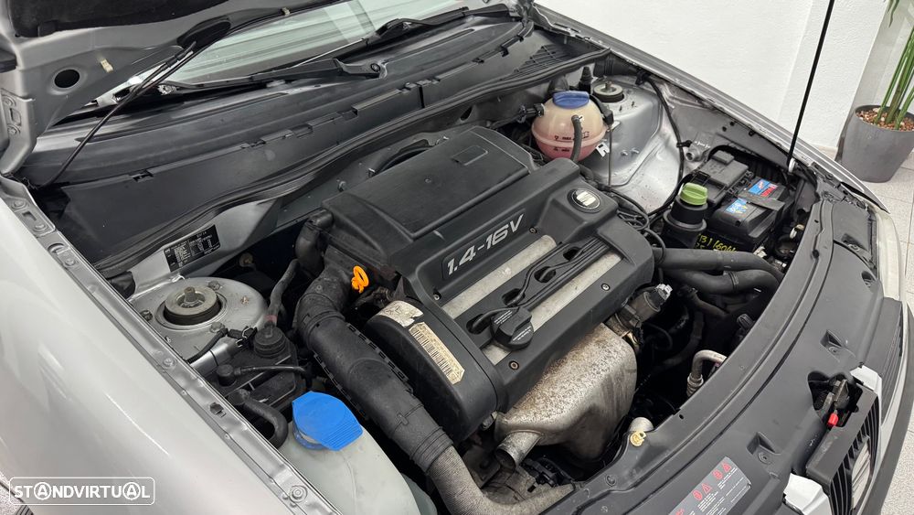 SEAT Ibiza 1.4 16V Sport - 32